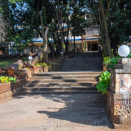 Ghion Hotel Аддис-Абеба Экстерьер фото